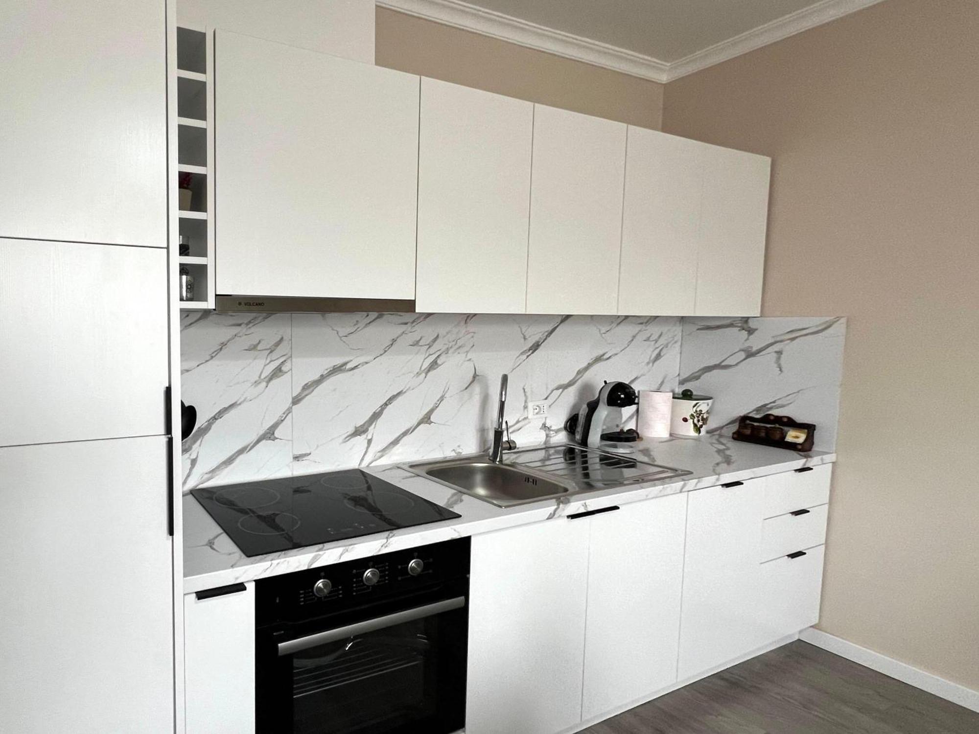 Cozy Flat Near Air Albania Stadium 1 Appartement