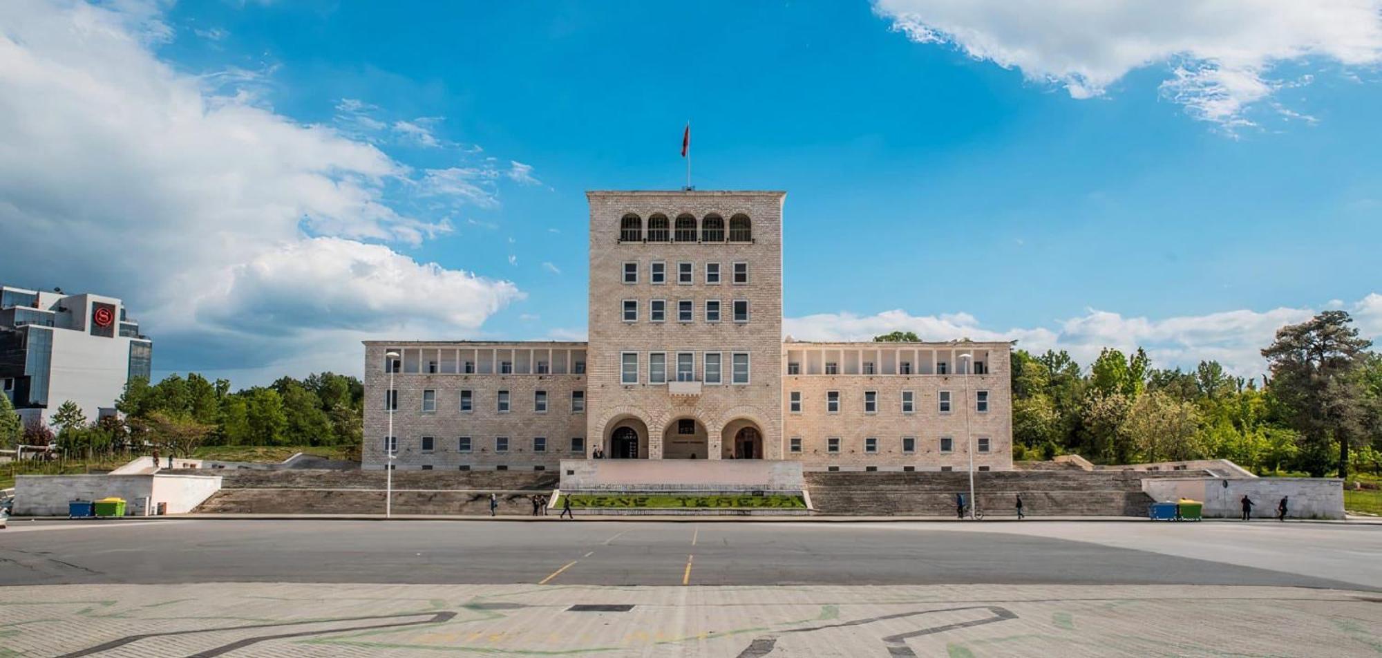 Cozy Flat Near Air Albania Stadium 1 *